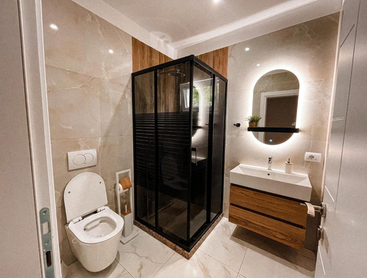 Vila Alpini Razëm Extérieur photo