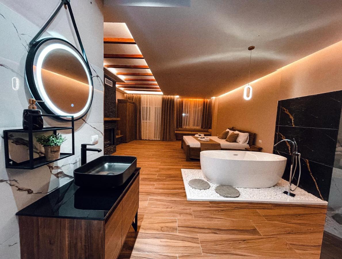 Vila Alpini Razëm Extérieur photo