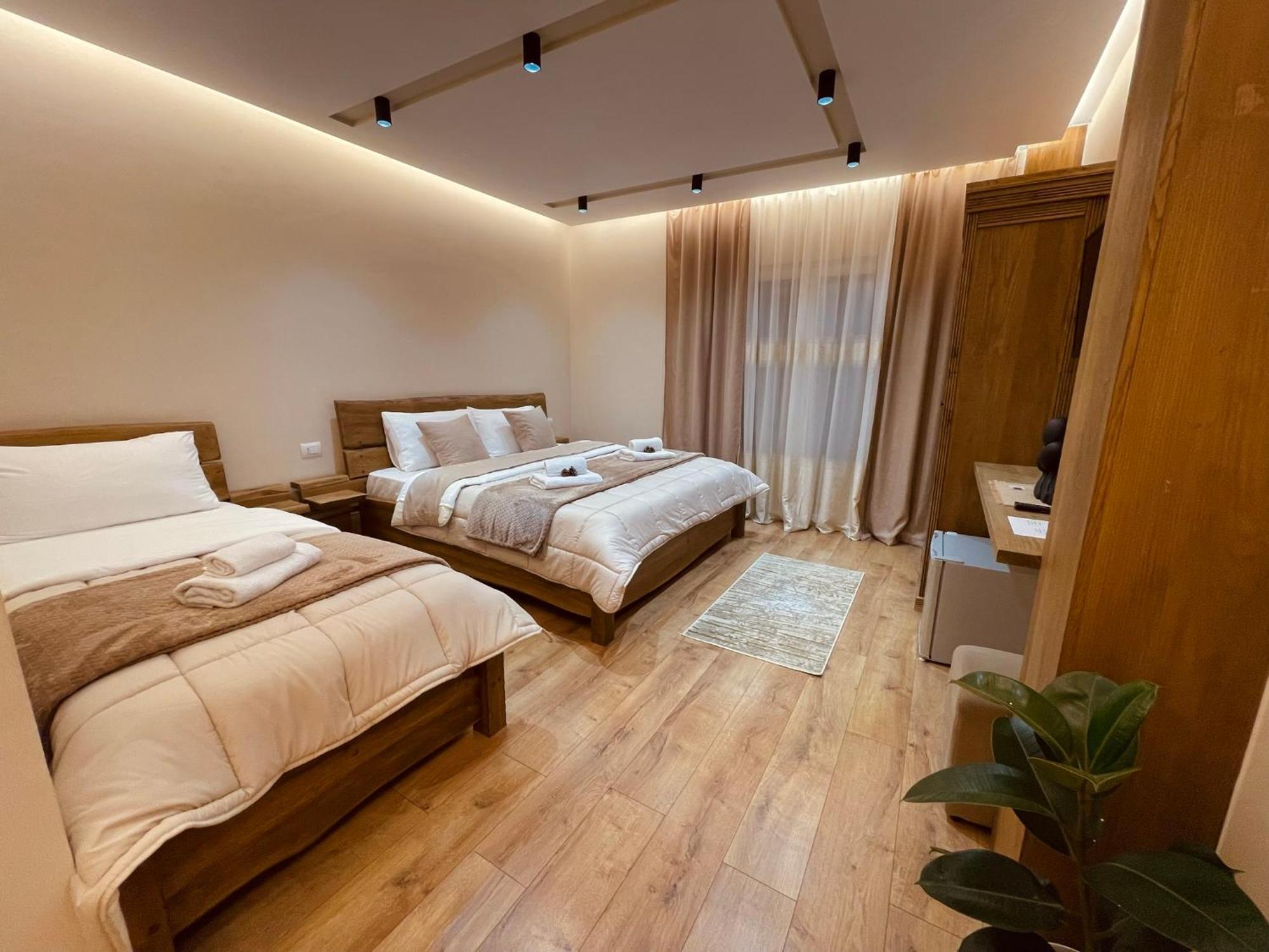 Vila Alpini Razëm Extérieur photo