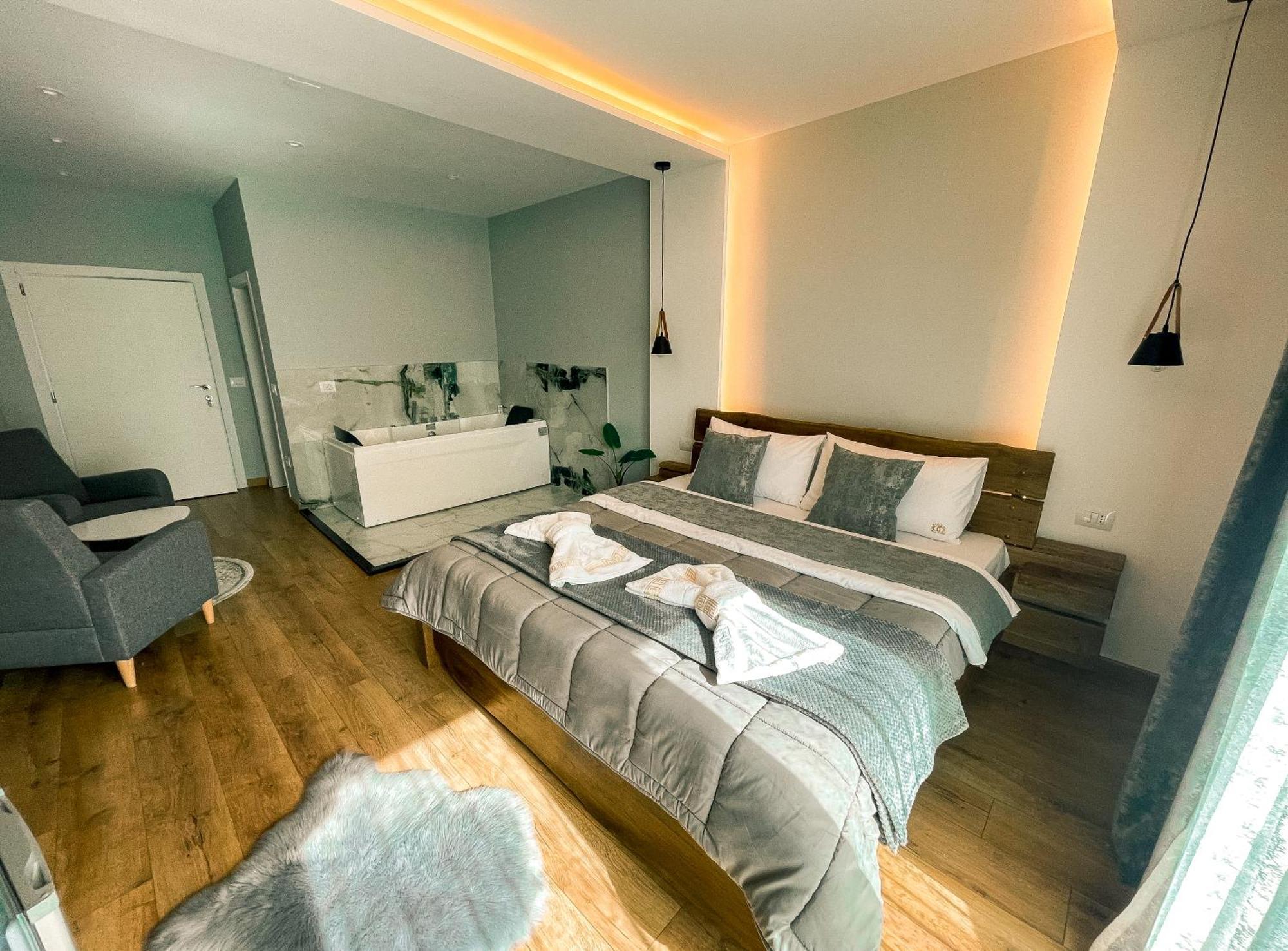 Vila Alpini Razëm Extérieur photo
