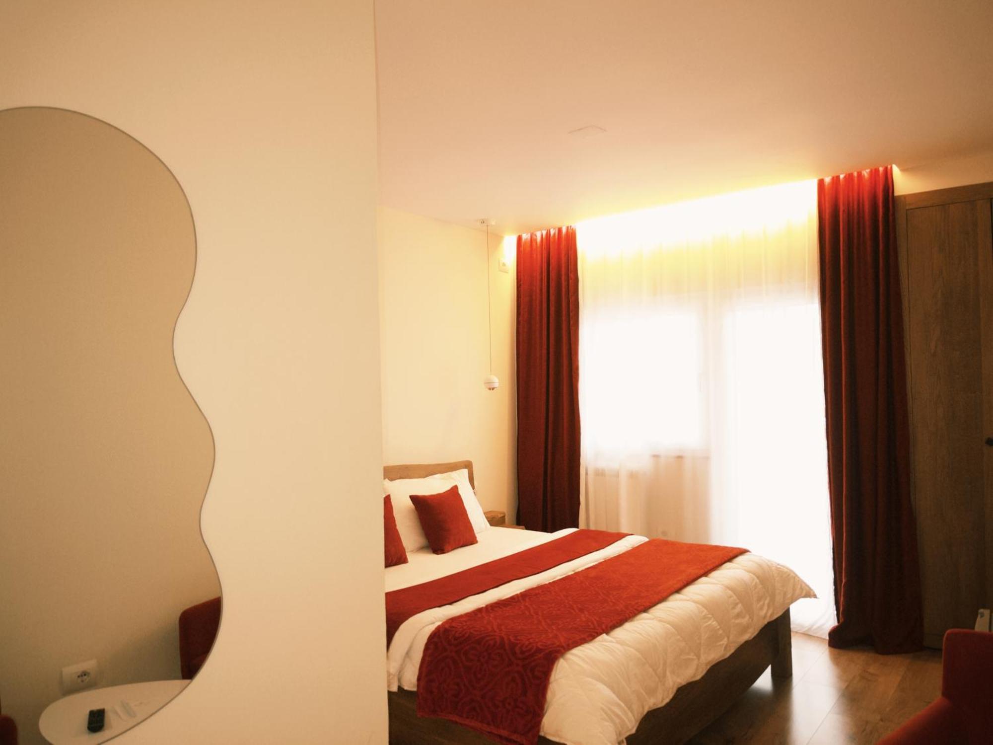 Vila Alpini Razëm Extérieur photo